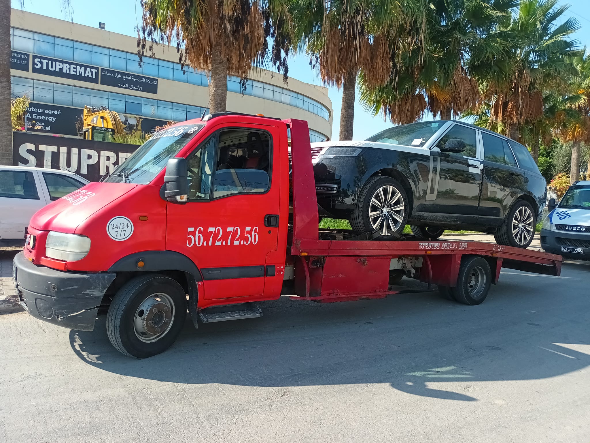 Transport professionnel de véhicules volumineux - Remorquage Nasri Grand Tunis